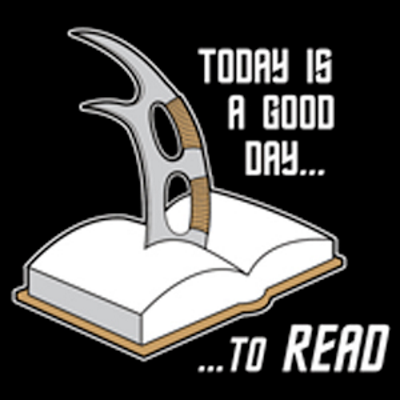 Good Day to Read (Klingon Bat-leth) T-Shirt