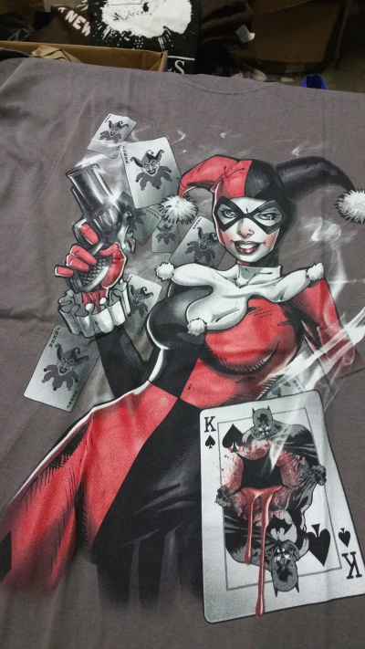 Harley Quinn Smoking Gun T-Shirt - Click Image to Close